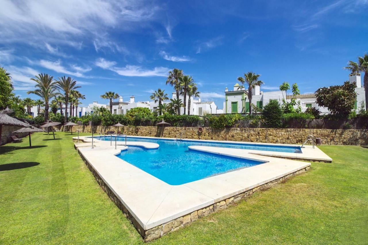 Adosado En Ribera Del Emperador Villa Sotogrande Exterior photo